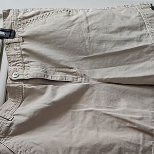 Vintage Liz Claiborne Khaki shorts Size 7